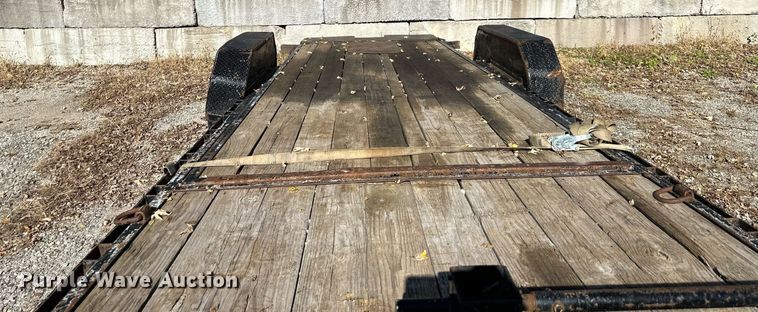 image for item DS3182 2017 Doolittle tilt deck equipment trailer