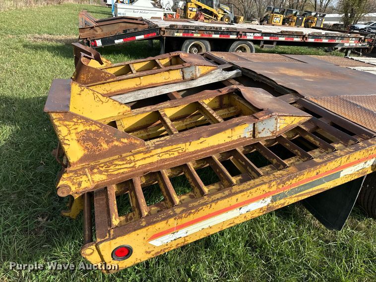 image for item DS3191 2006 Interstate Trailers equipment trailer