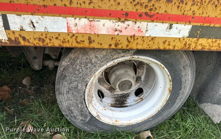 image for item DS3191 2006 Interstate Trailers equipment trailer