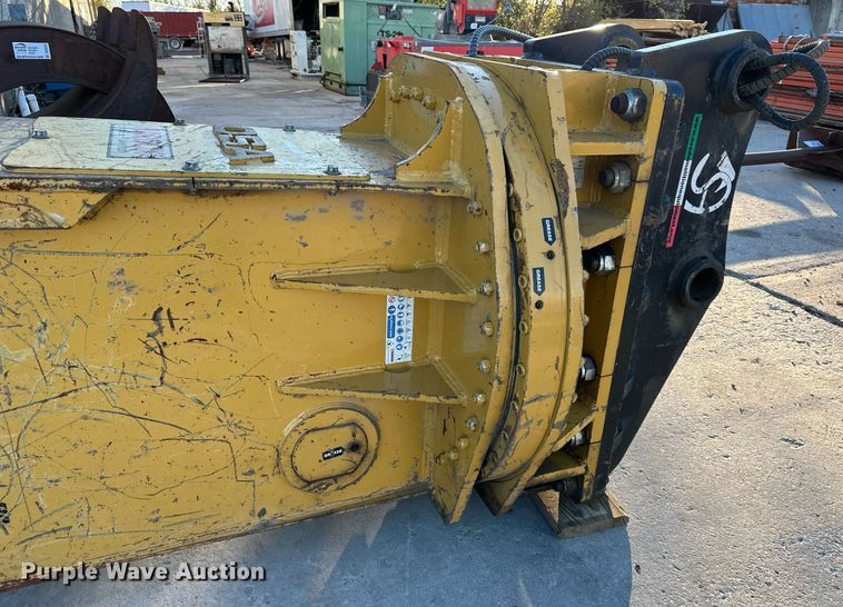 image for item DS3222 OSA SH55 excavator shear