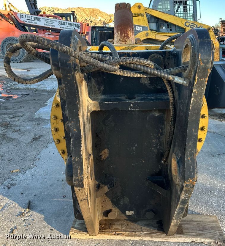 image for item DS3222 OSA SH55 excavator shear