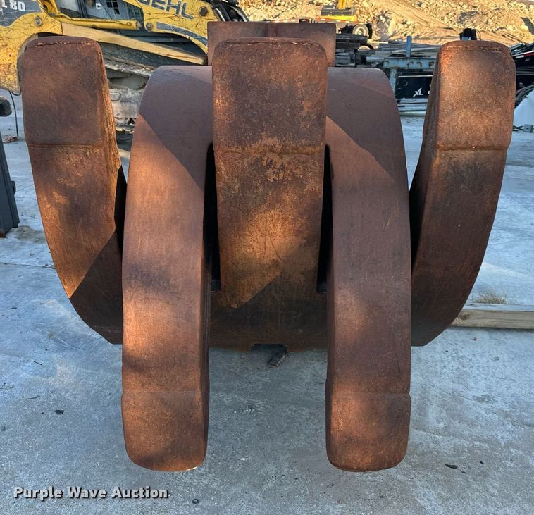 image for item DS3224 Excavator grapple