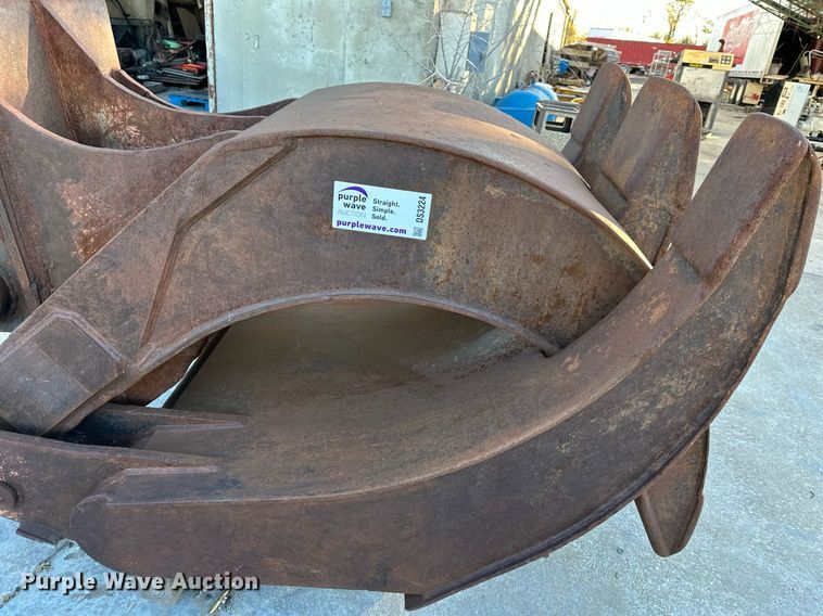 image for item DS3224 Excavator grapple