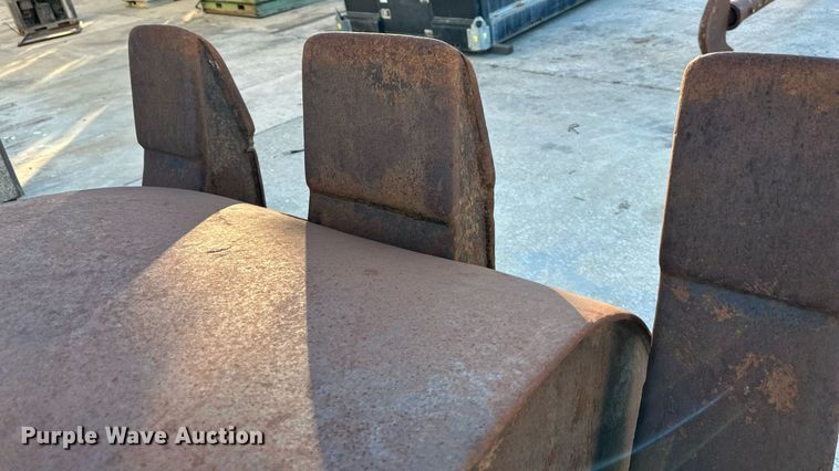 image for item DS3224 Excavator grapple