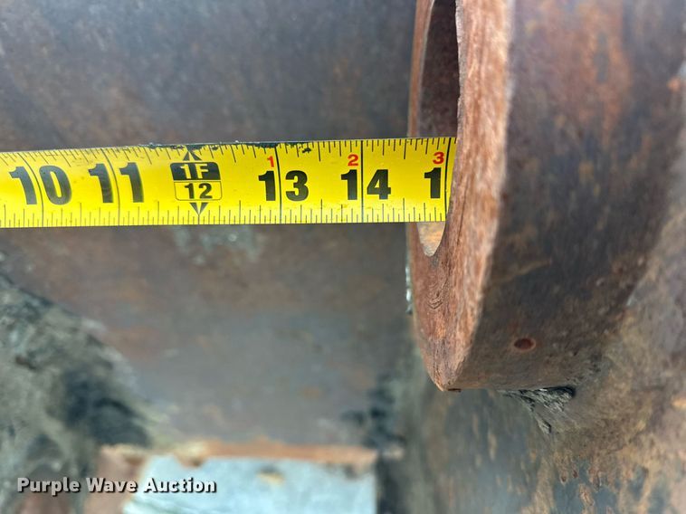 image for item DS3224 Excavator grapple