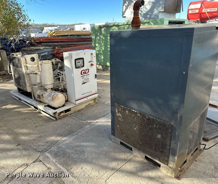 image for item DS3229 Gardner Denver Electra-Saver II air compressor