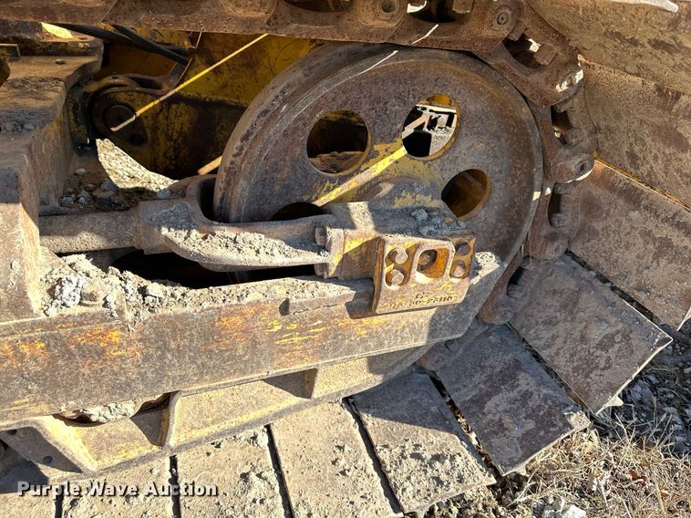 image for item DS3243 1997 Komatsu D37P-5 dozer