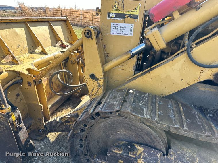 image for item DS3275 Caterpillar 951C track loader
