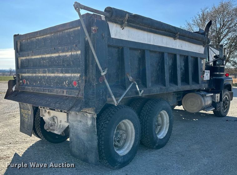 image for item DS3277 1979 Mack dump truck