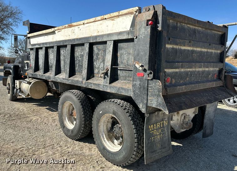 image for item DS3277 1979 Mack dump truck
