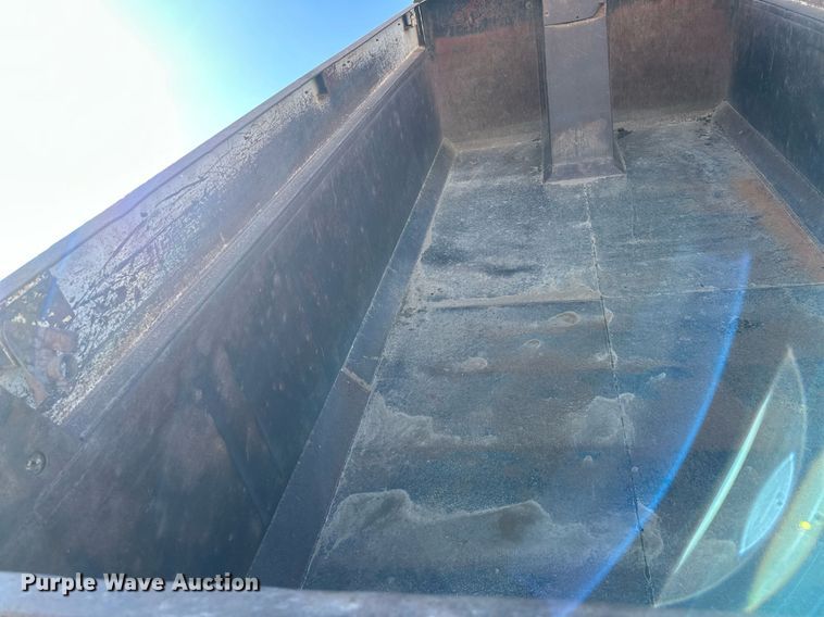 image for item DS3277 1979 Mack dump truck