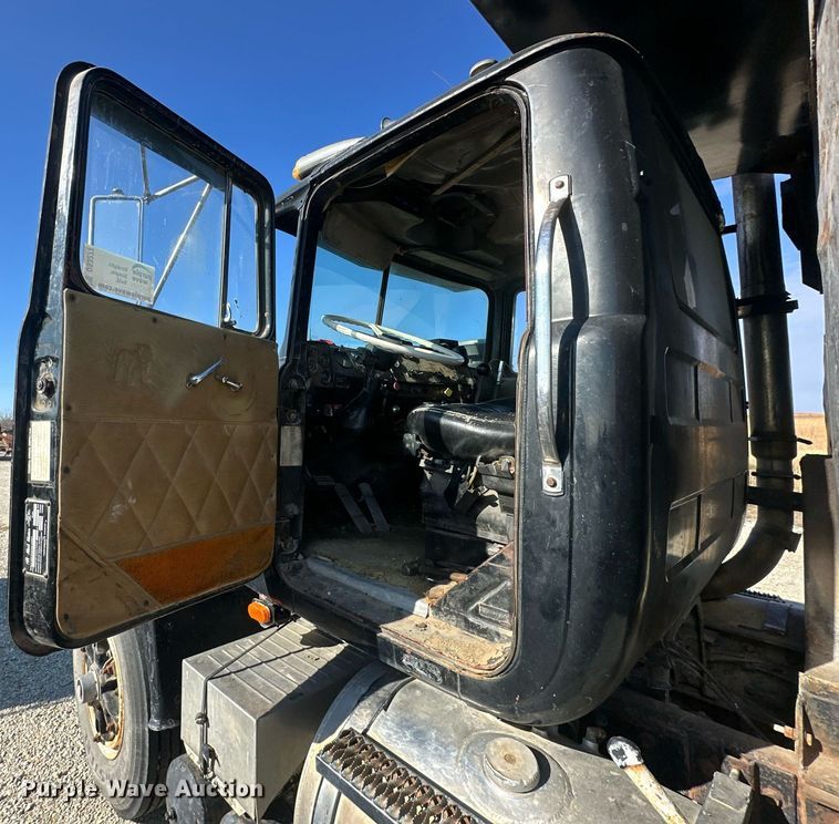 image for item DS3277 1979 Mack dump truck