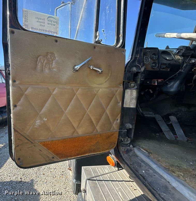 image for item DS3277 1979 Mack dump truck