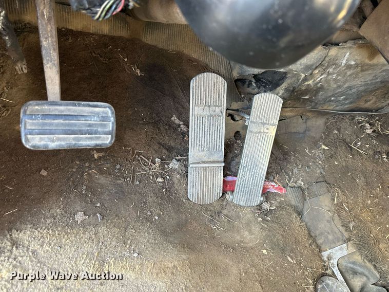 image for item DS3277 1979 Mack dump truck