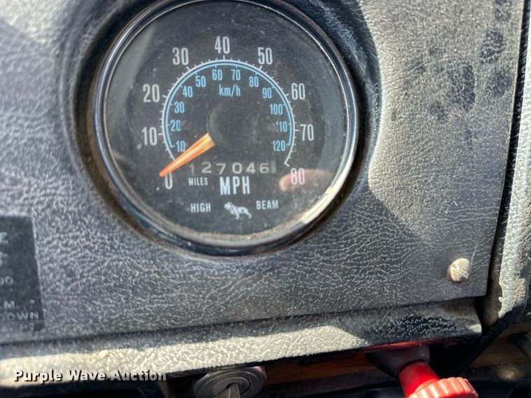 image for item DS3277 1979 Mack dump truck