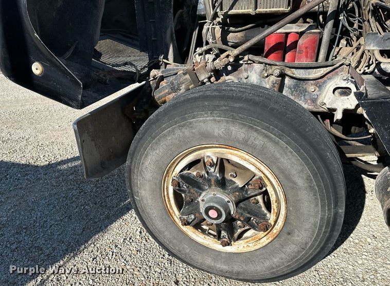 image for item DS3277 1979 Mack dump truck