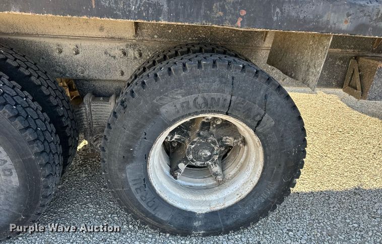 image for item DS3277 1979 Mack dump truck