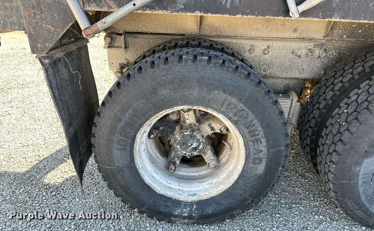 image for item DS3277 1979 Mack dump truck