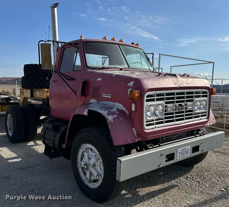image for item DS3278 1972 GMC semi truck