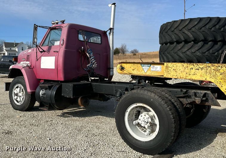 image for item DS3278 1972 GMC semi truck