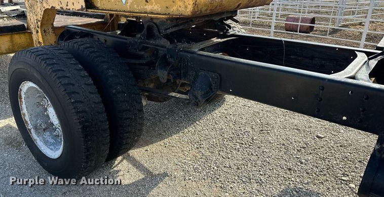 image for item DS3278 1972 GMC semi truck