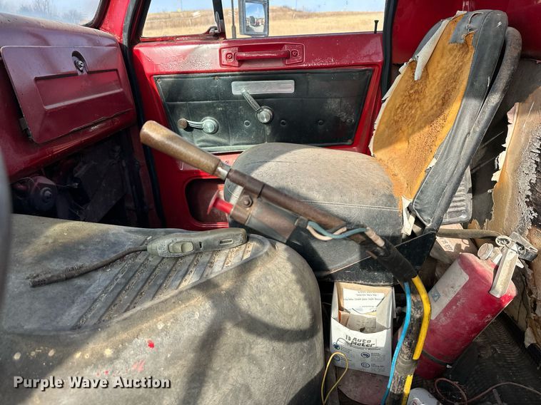 image for item DS3278 1972 GMC semi truck