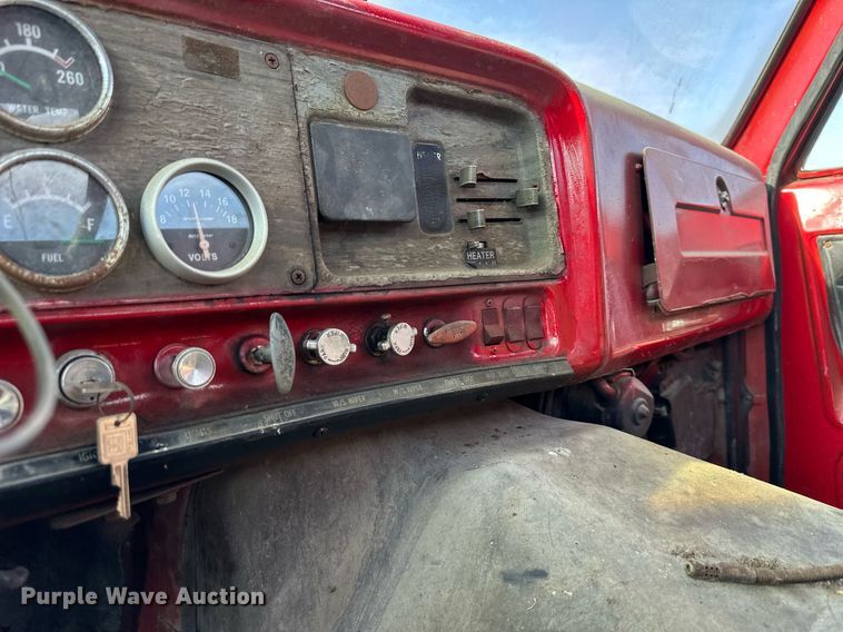 image for item DS3278 1972 GMC semi truck