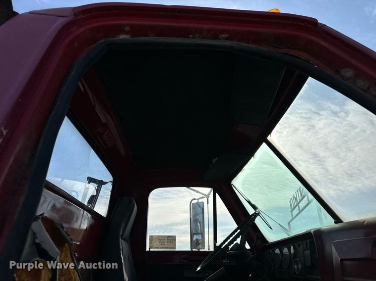 image for item DS3278 1972 GMC semi truck