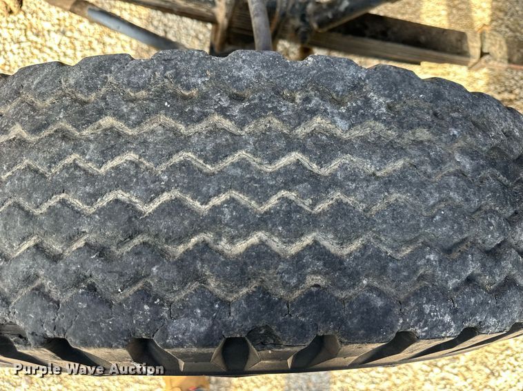 image for item DS3278 1972 GMC semi truck