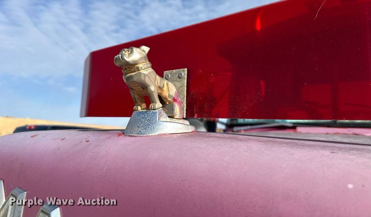 image for item DS3280 1978 Mack R686 semi truck