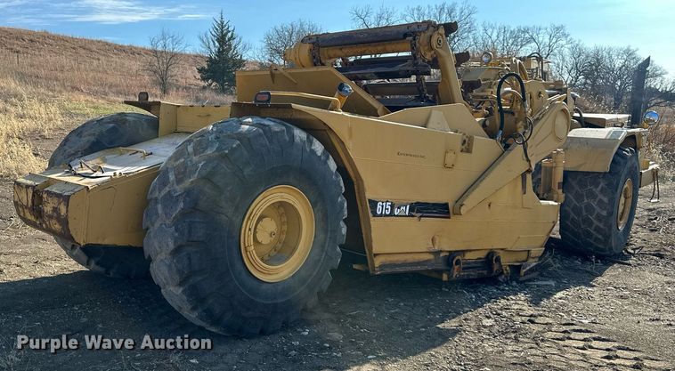 image for item DS3284 1984 Caterpillar 615 elevating scraper