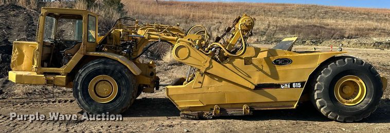 image for item DS3284 1984 Caterpillar 615 elevating scraper