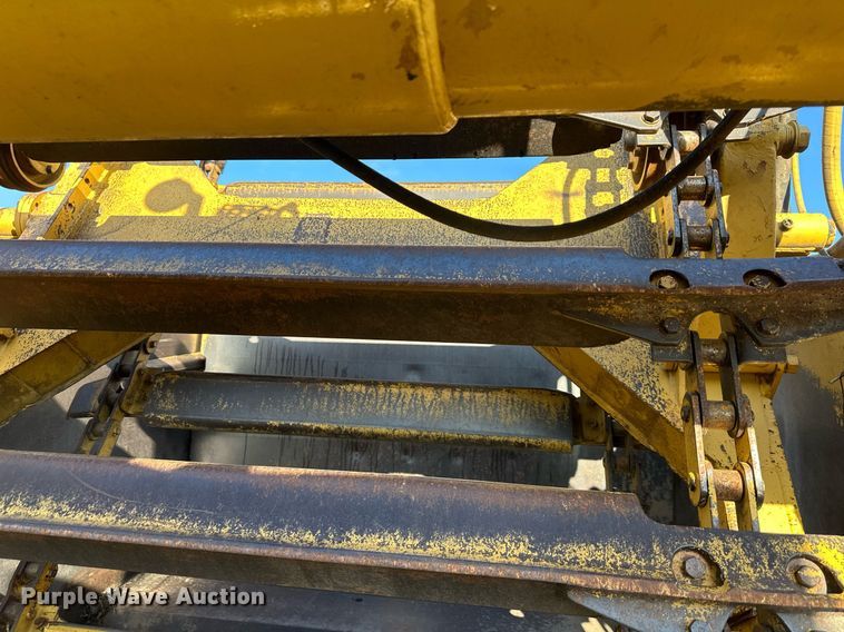 image for item DS3284 1984 Caterpillar 615 elevating scraper