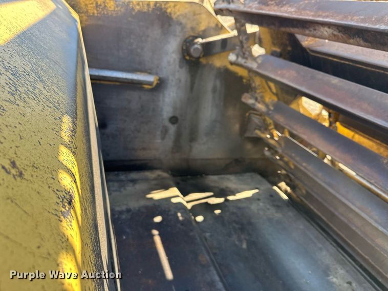 image for item DS3284 1984 Caterpillar 615 elevating scraper