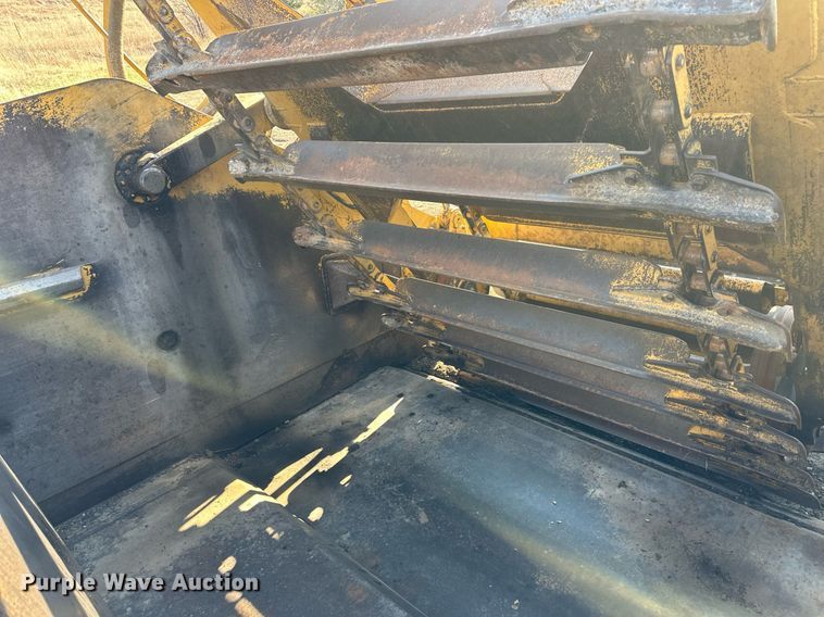 image for item DS3284 1984 Caterpillar 615 elevating scraper