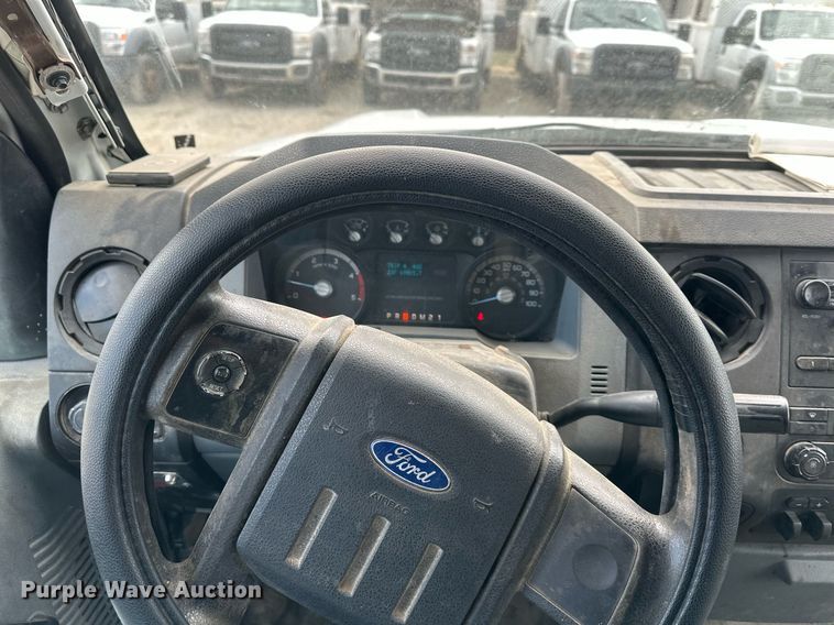 image for item DS3294 2012 Ford F450 Super Duty utility / service truck