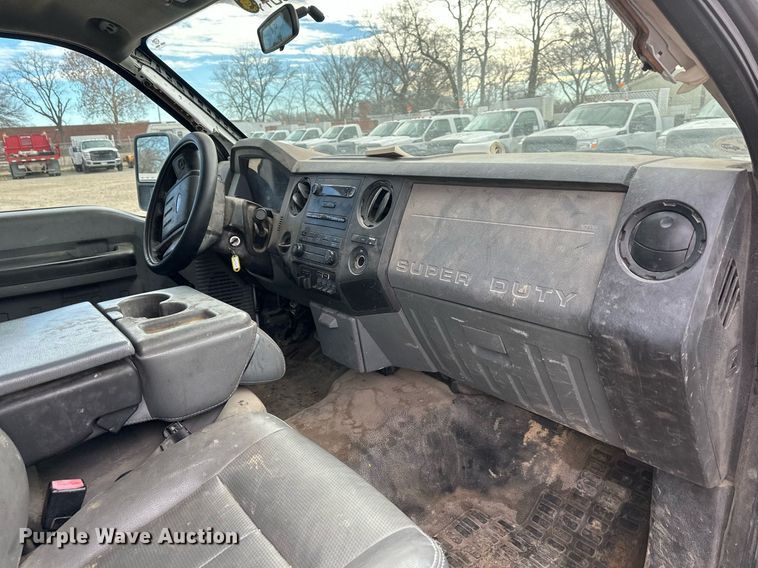 image for item DS3294 2012 Ford F450 Super Duty utility / service truck