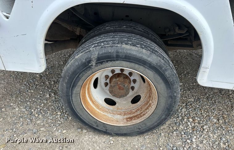 image for item DS3294 2012 Ford F450 Super Duty utility / service truck