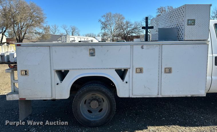 image for item DS3296 2011 Ford F450 Super Duty XL utility / service truck