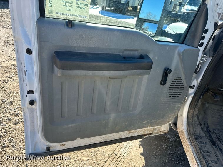 image for item DS3296 2011 Ford F450 Super Duty XL utility / service truck