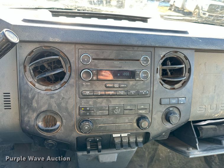 image for item DS3296 2011 Ford F450 Super Duty XL utility / service truck