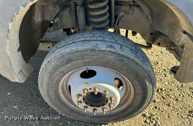 image for item DS3296 2011 Ford F450 Super Duty XL utility / service truck