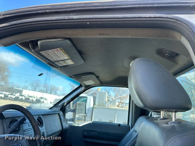 image for item DS3297 2013 Ford F450 Super Duty utility / service truck