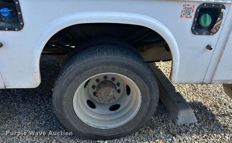 image for item DS3297 2013 Ford F450 Super Duty utility / service truck