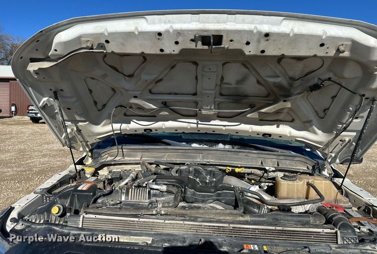 image for item DS3298 2012 Ford F550 Super Duty utility / service truck