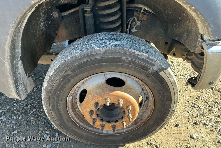 image for item DS3298 2012 Ford F550 Super Duty utility / service truck