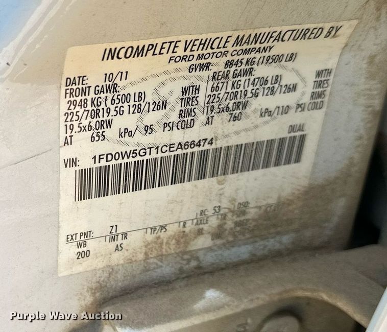 image for item DS3298 2012 Ford F550 Super Duty utility / service truck