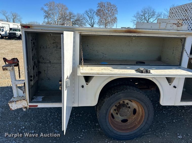 image for item DS3299 2012 Ford F450 Super Duty utility / service truck