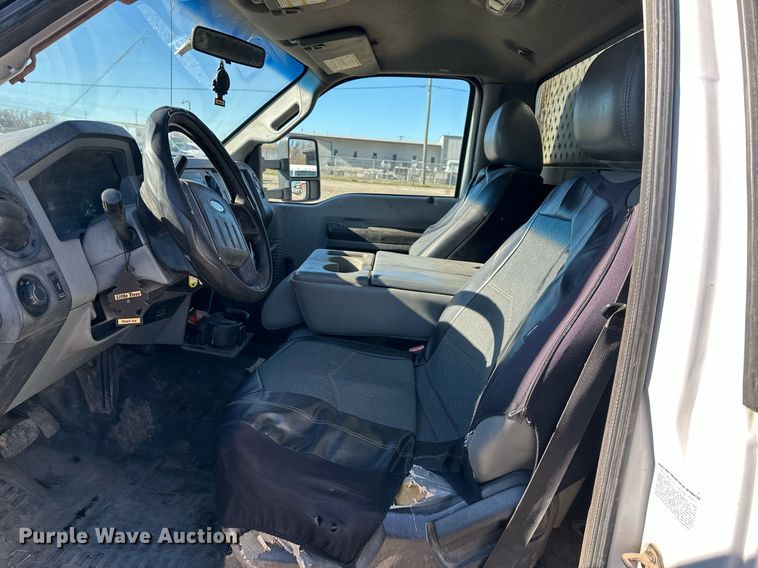 image for item DS3299 2012 Ford F450 Super Duty utility / service truck