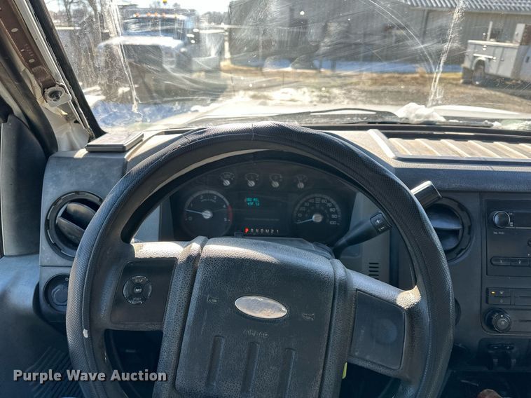 image for item DS3299 2012 Ford F450 Super Duty utility / service truck
